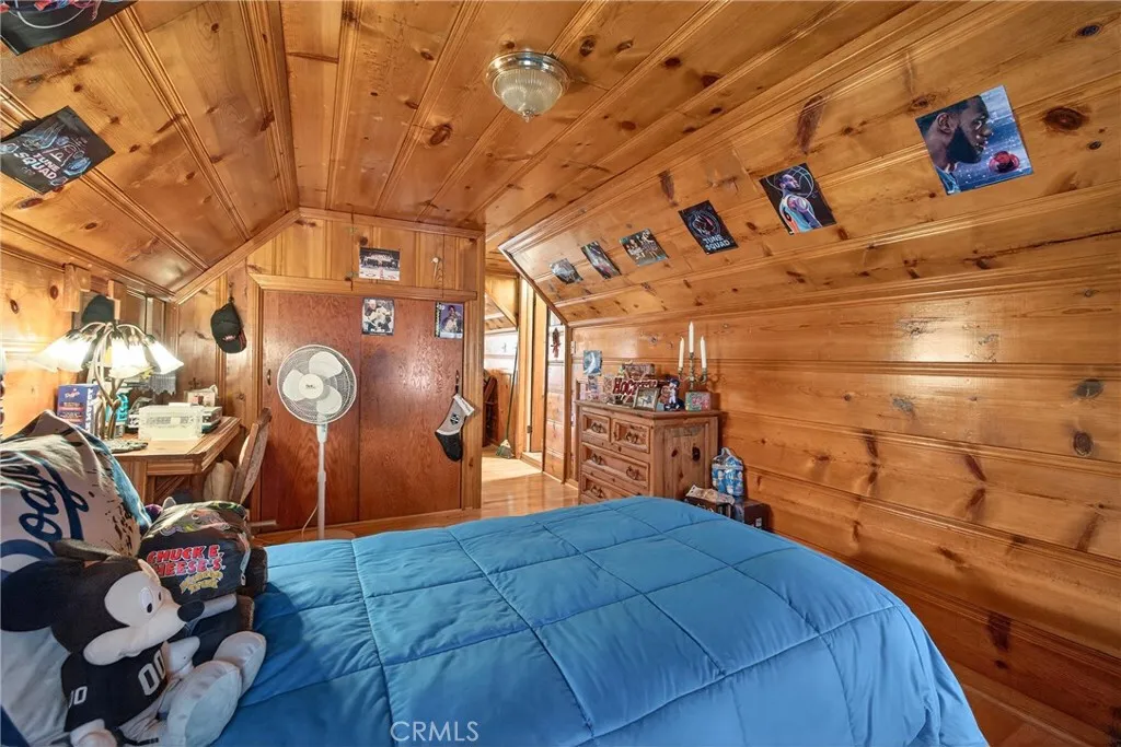 Additional image 69 of 5806 Victorville St, Wrightwood, CA 92397