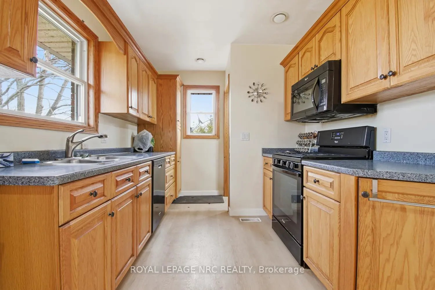 Additional image 9 of 11572 Hwy 3 Highway