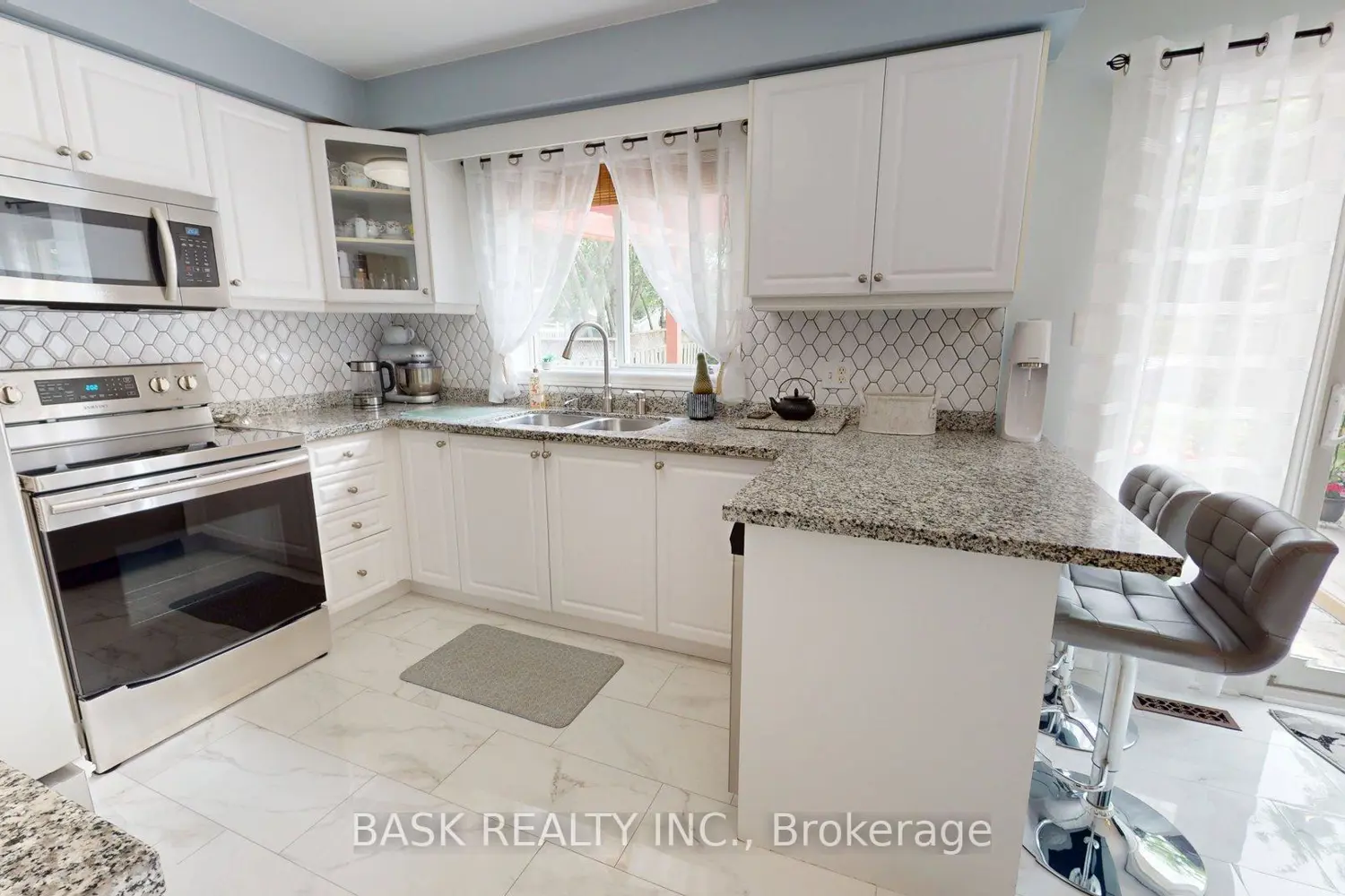 Additional image 8 of 51 Harvest Moon Drive