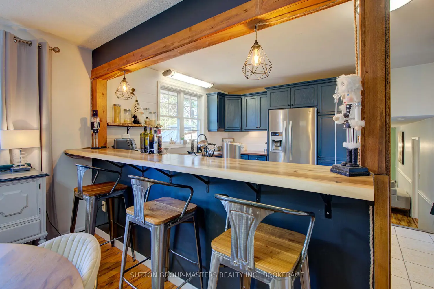 Additional image 6 of 715 Collins Bay Road