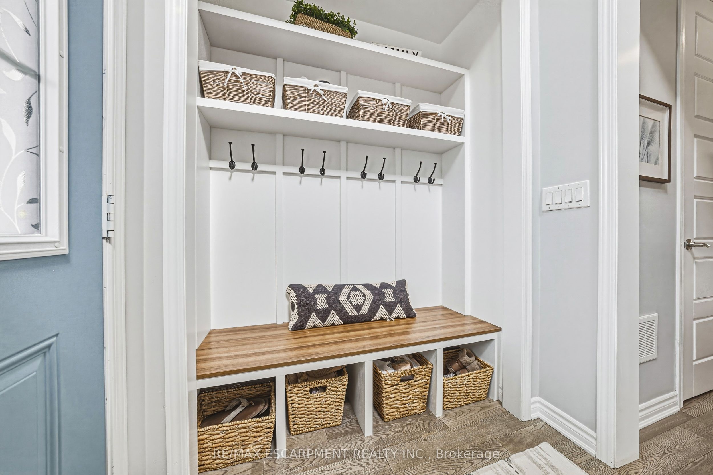 Additional image 5 of 24 Stillwater Crescent, Hamilton, ON, L8B 1V6