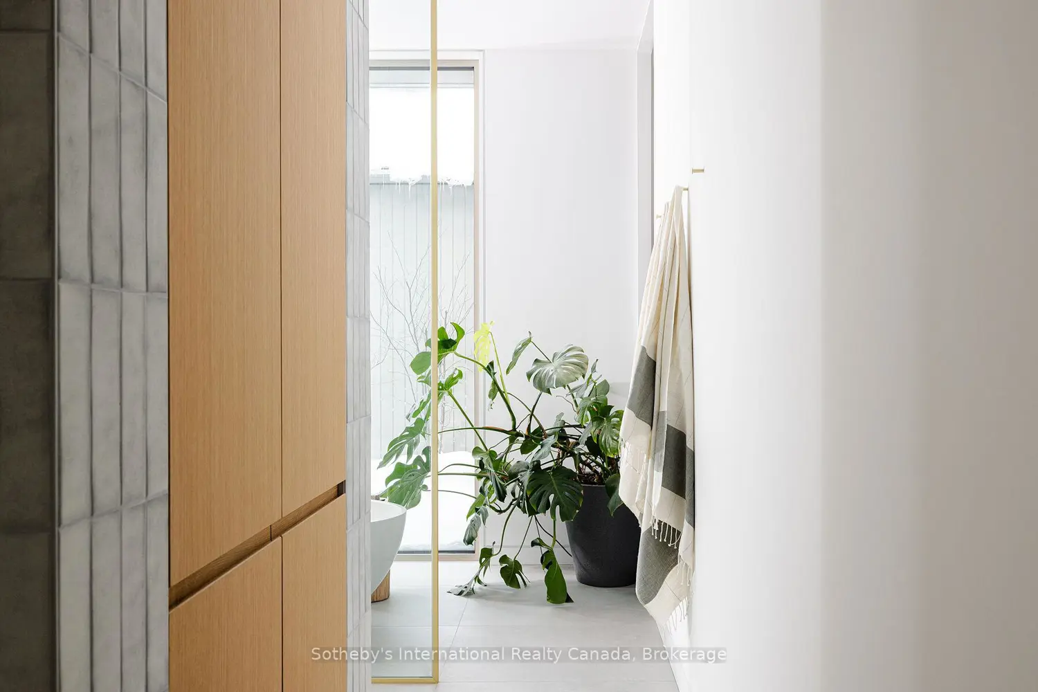 Additional image 12 of 395910 11Th Line