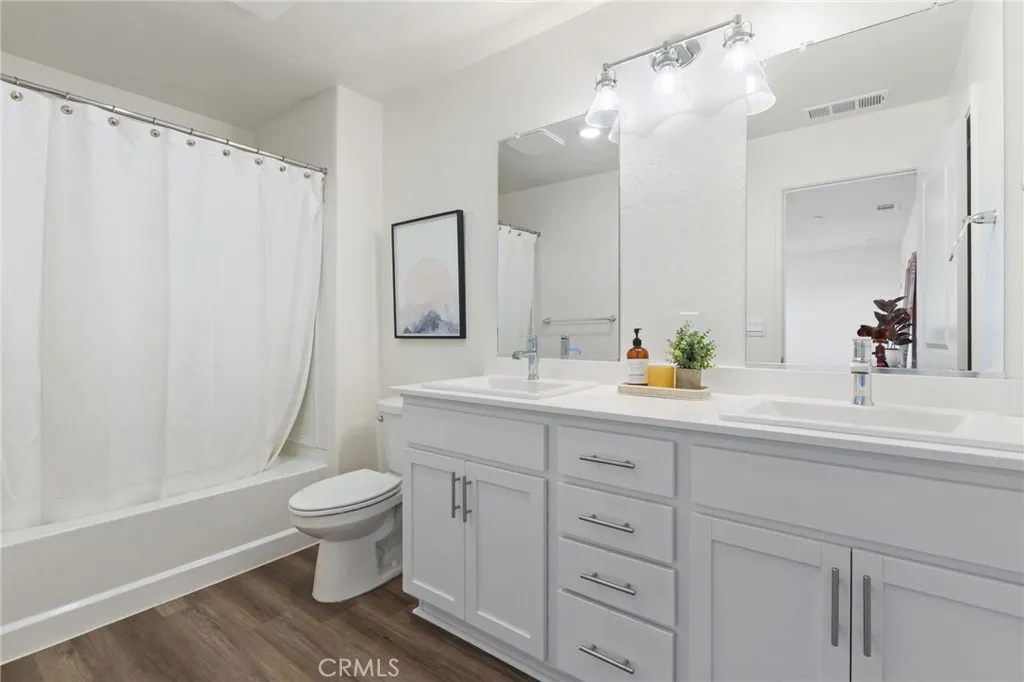 Additional image 49 of 1098 Stonebridge Ave, Tulare, CA 93274