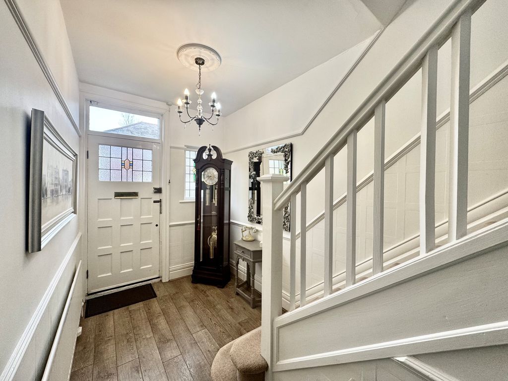 Additional image 2 of 3 bed end terrace house for salePercy Gardens, Whitley Bay NE25