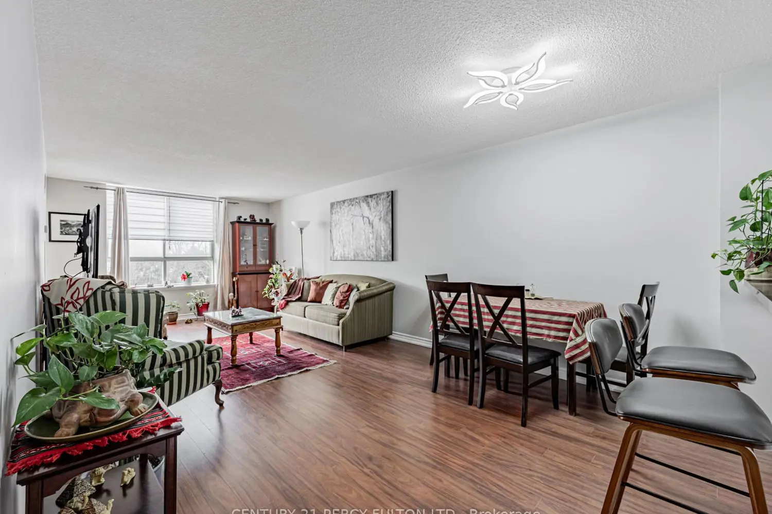 Additional image 5 of 1485 Lakeshore Road 909