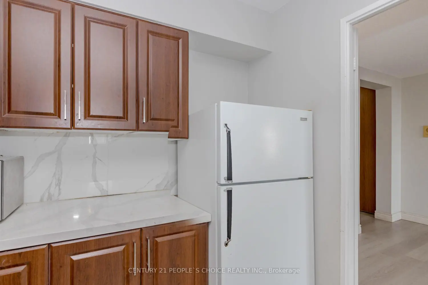 Additional image 11 of 3533 Derry Road 801