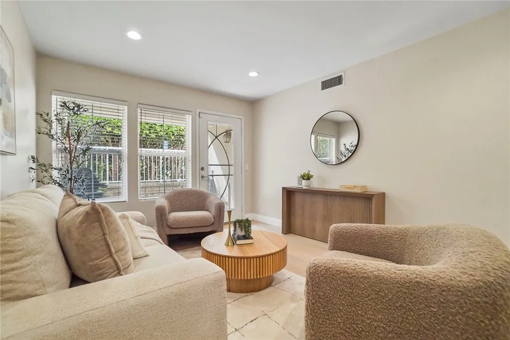 Additional image 12 of 7831 Daisy Circle, Huntington Beach, CA 92648