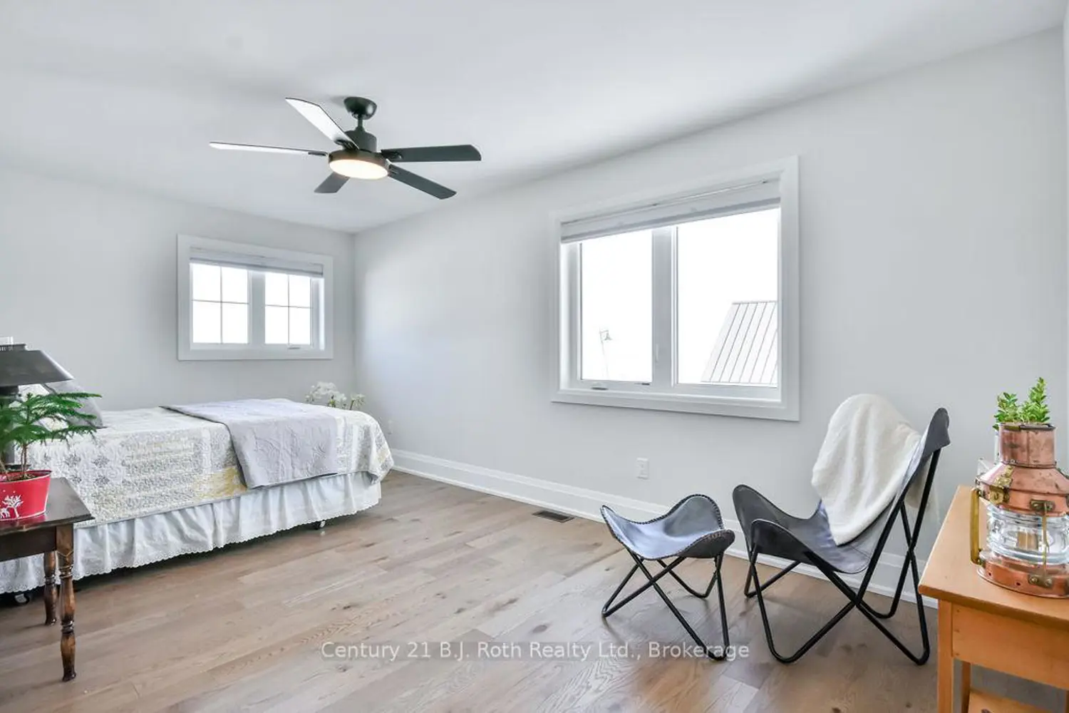 Additional image 17 of 53 Dock Lane 27