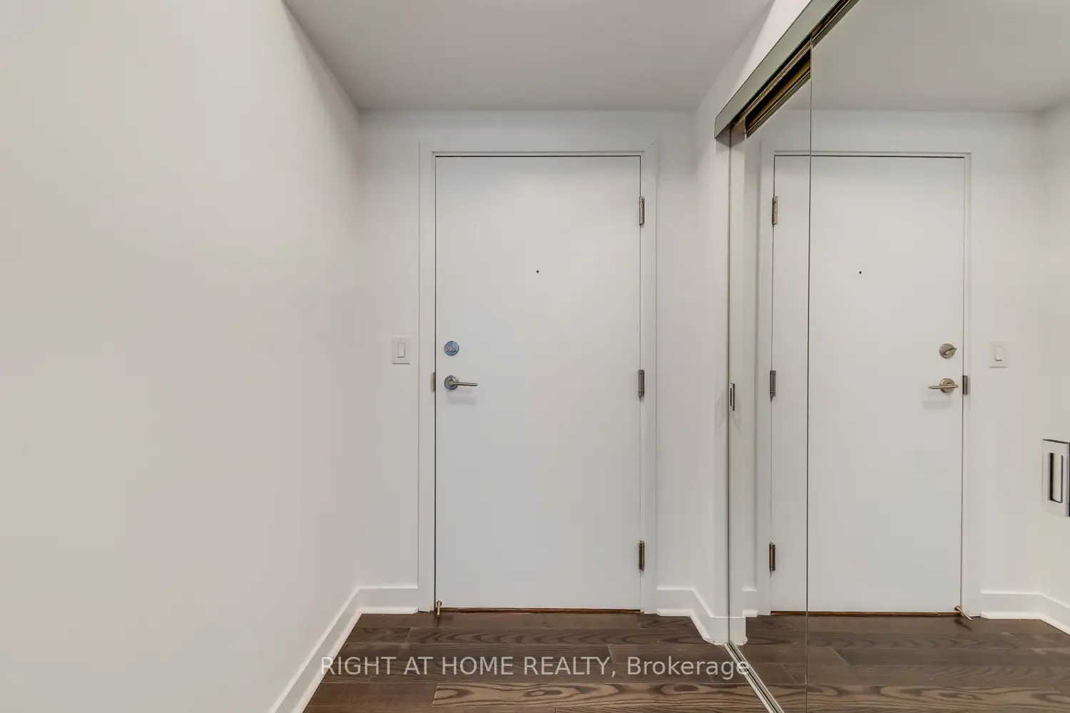 Additional image 3 of 295 Adelaide Street 314