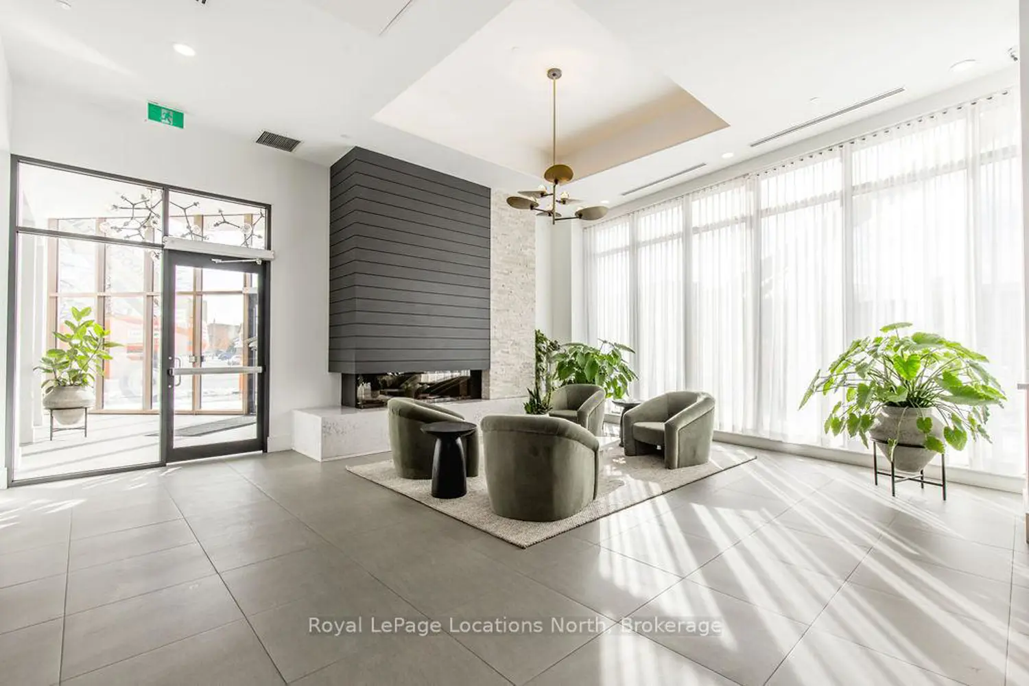 Additional image 2 of 31 Huron Street 523