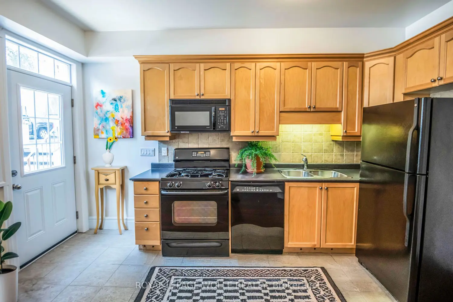 Additional image 4 of 555 King Street 109