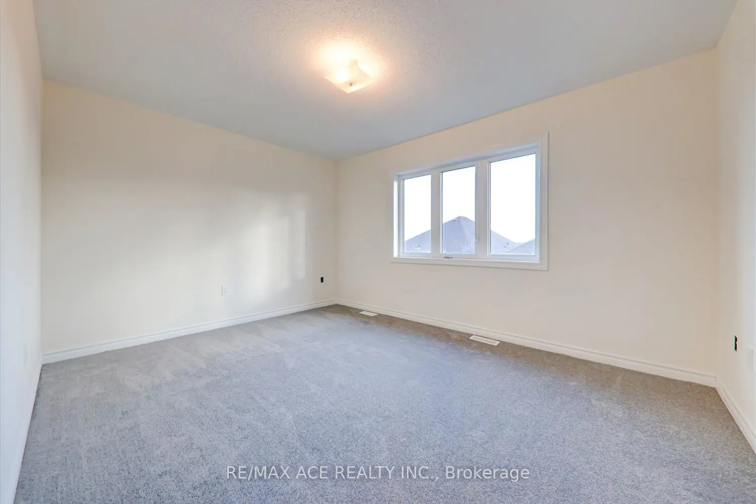 Additional image 13 of 1153 Azalea Avenue