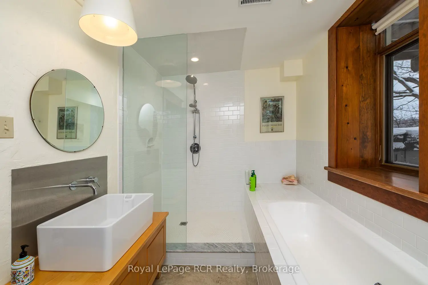 Additional image 16 of 136630 Grey Road 12