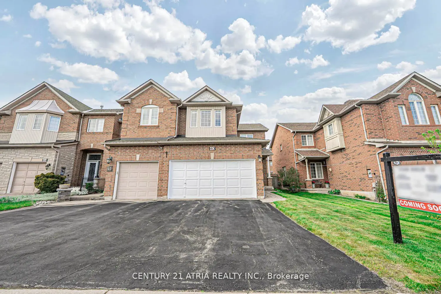 40 Nottingham Drive photo 2
