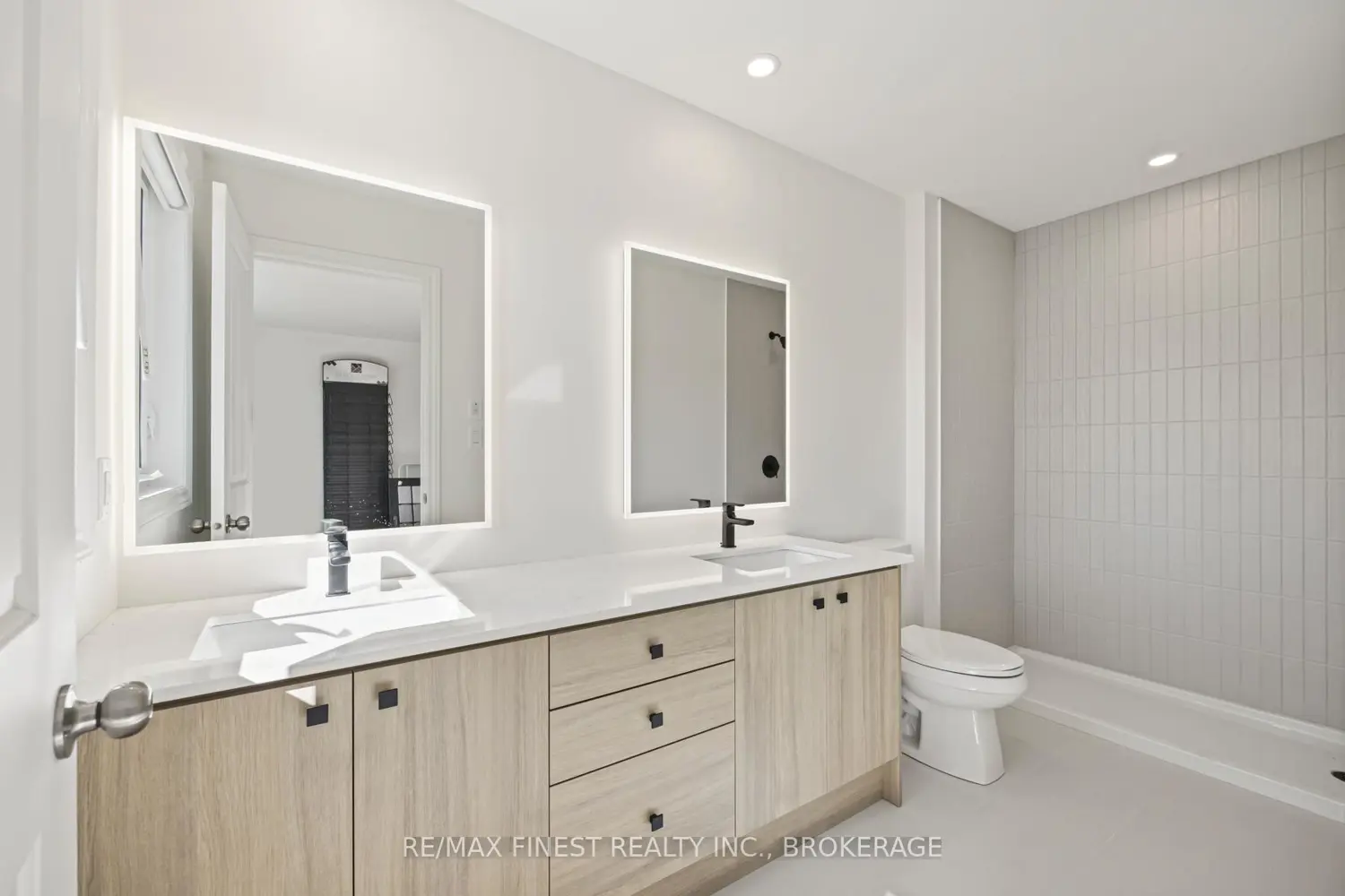 Additional image 12 of 198 Heritage Park Drive