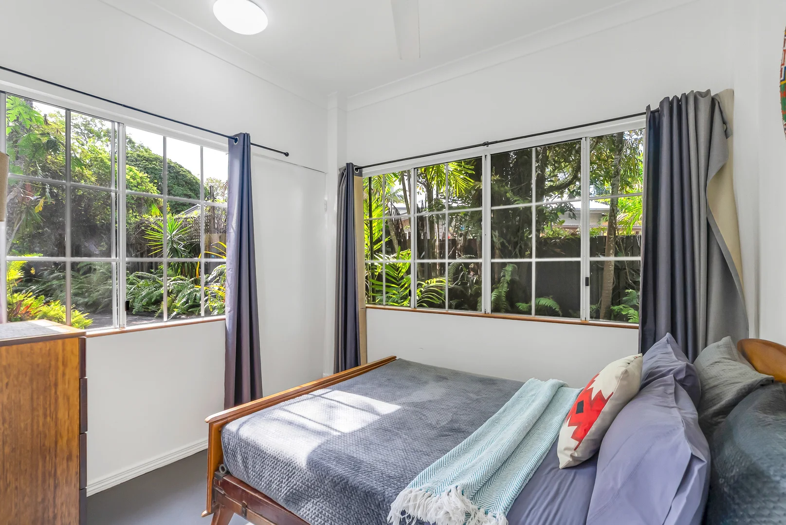 Additional image 10 of 5 Phillips Street, Machans Beach QLD 4878