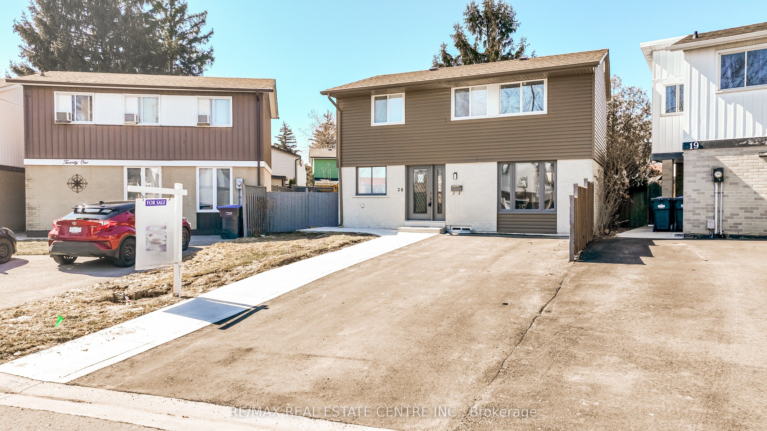 20 Hayden Court, Brampton, ON, L6S 1Y3