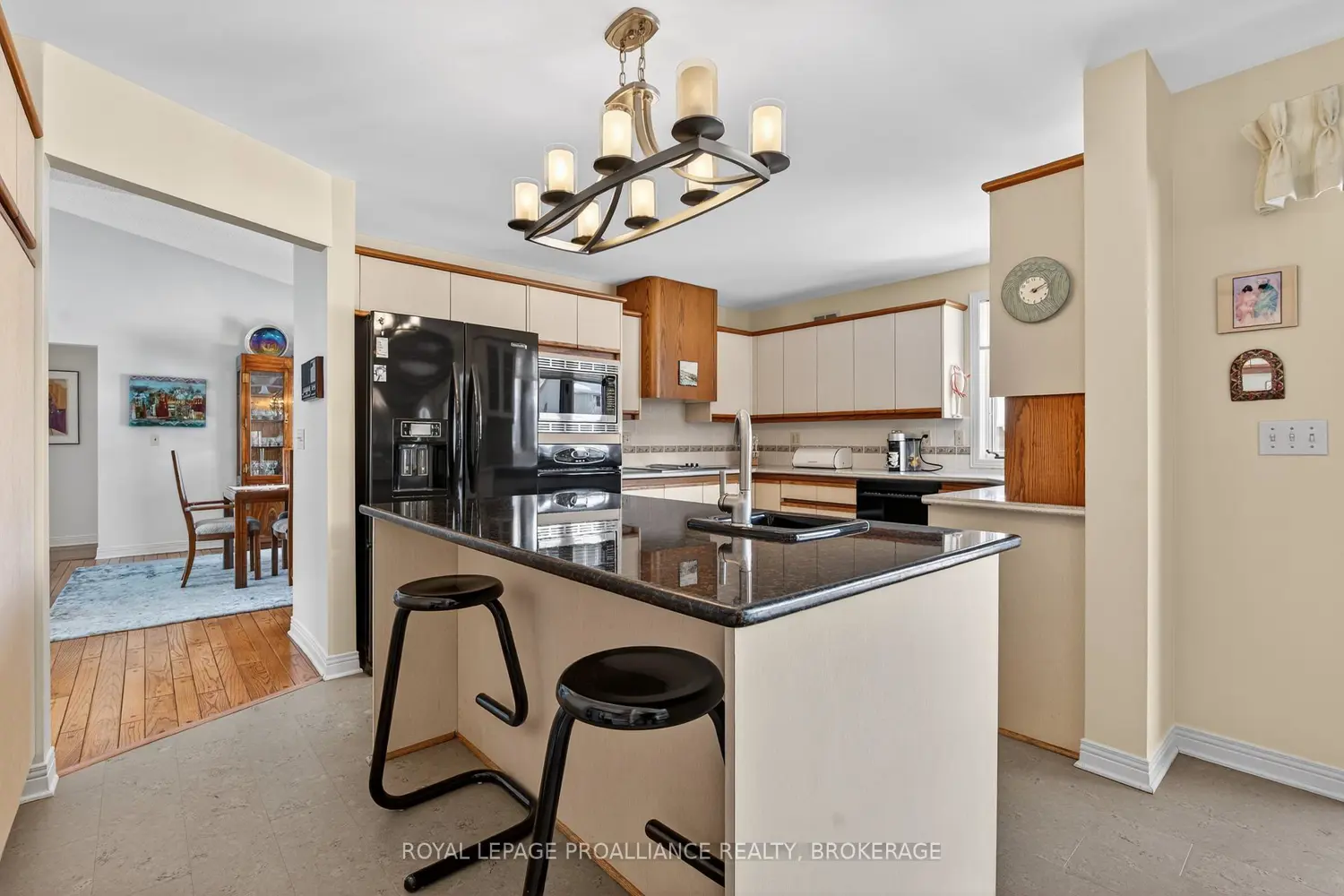 Additional image 6 of 1673 St Lawrence Avenue