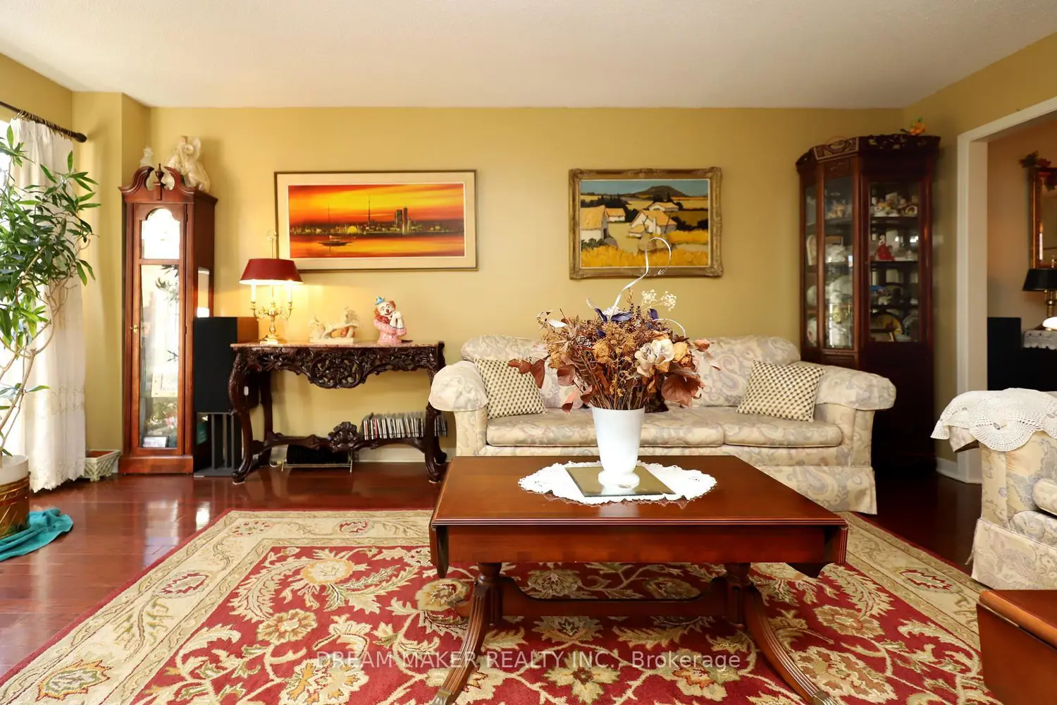 Additional image 5 of 4272 Wakefield Crescent