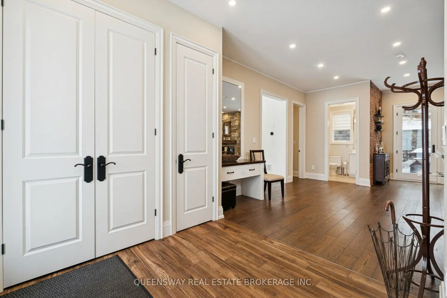 Additional image 11 of 8388 Fifth Side Road