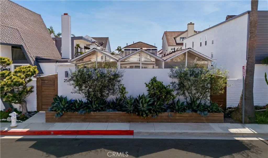 Additional image 70 of 258 Walnut St, Newport Beach, CA 92663