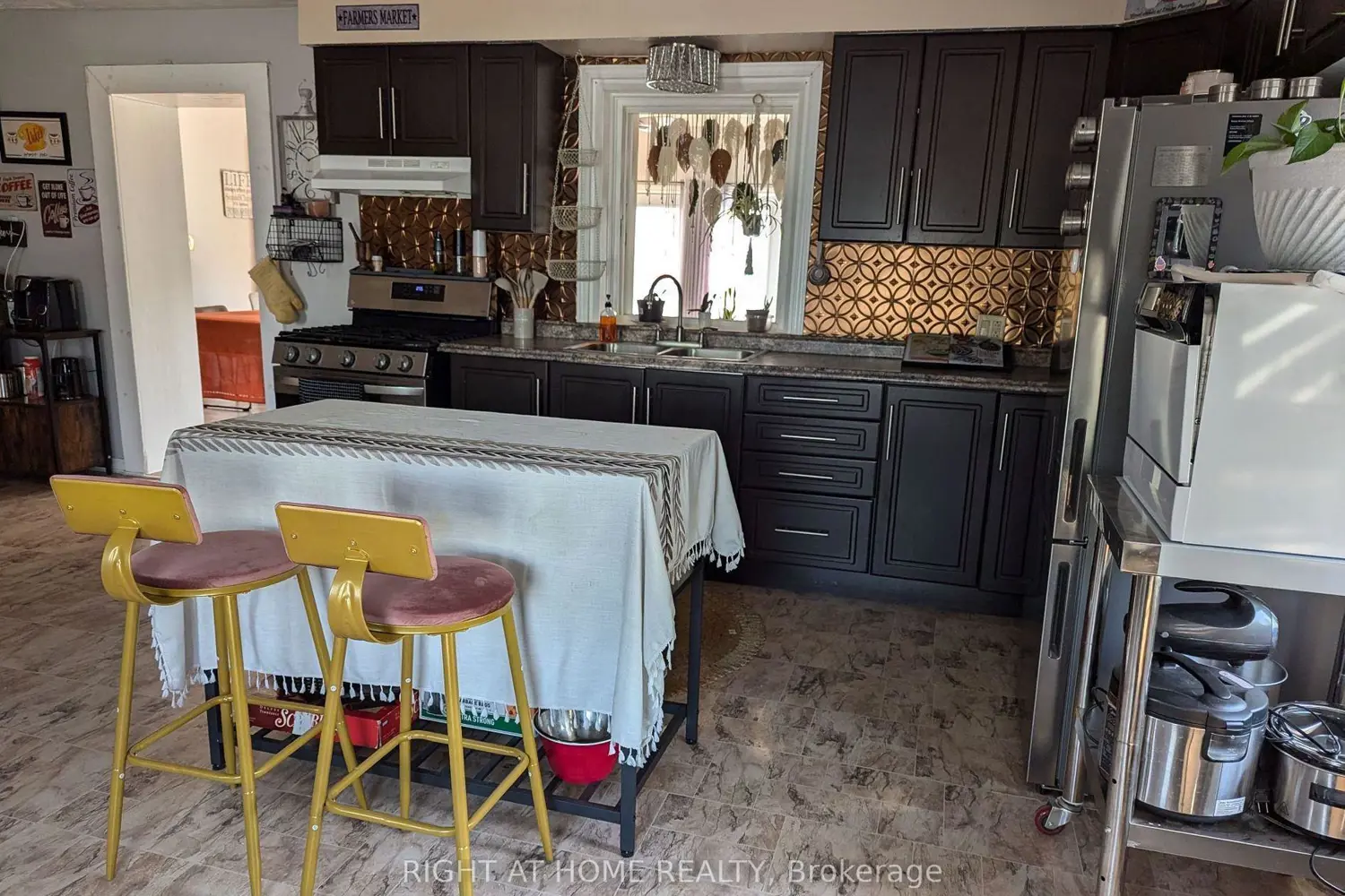 Additional image 16 of 521 Mccool Street