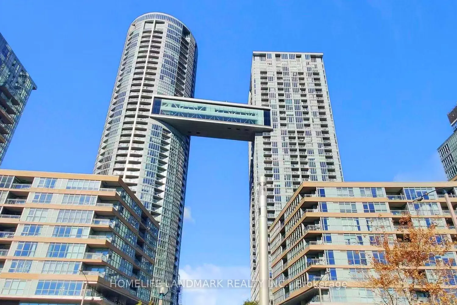 21 Iceboat Terrace 622