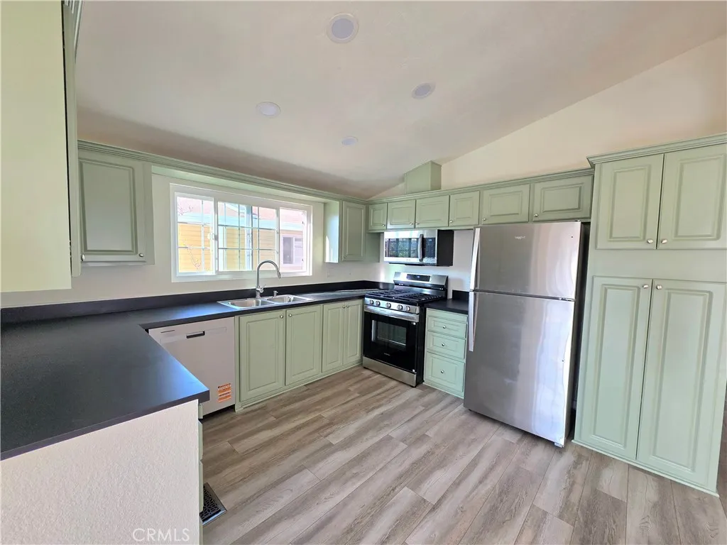 Additional image 45 of 306 N Jade Cove Dr Unit 73A, Long Beach, CA 90803