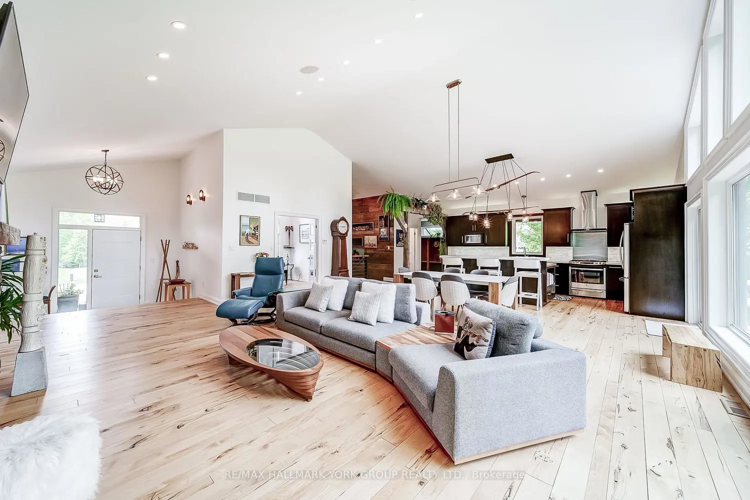 Additional image 3 of 118 Mennill Drive