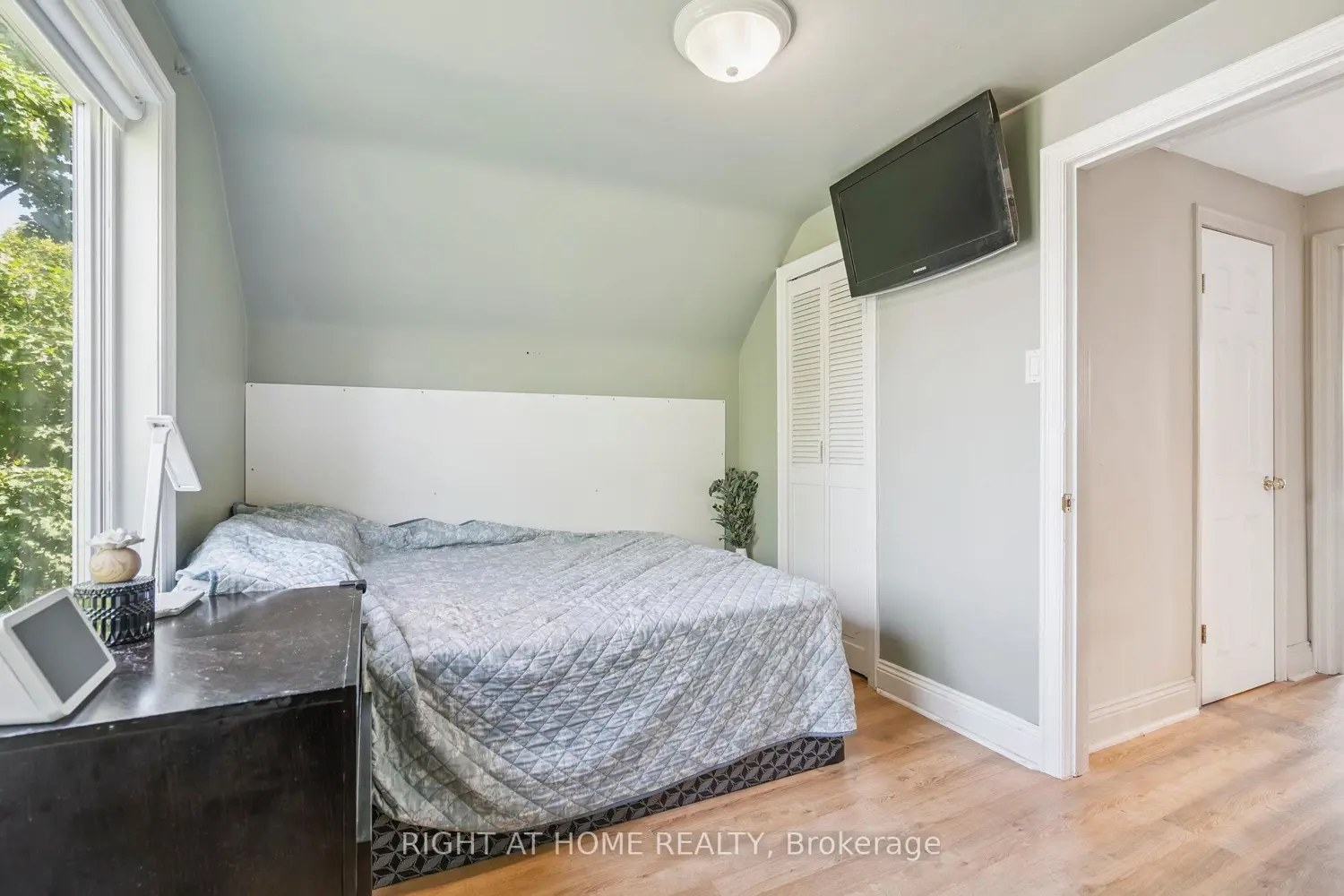 Additional image 12 of 2343 Mountainside Drive