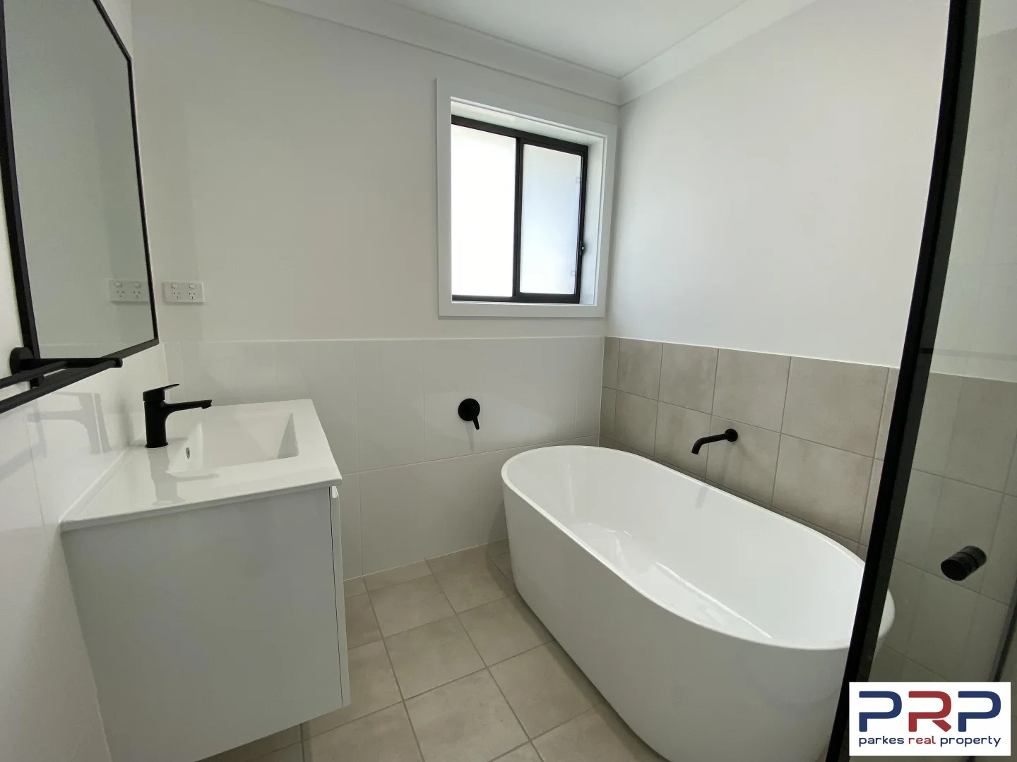 Additional image 18 of 12 Cedar Crescent, Parkes NSW 2870