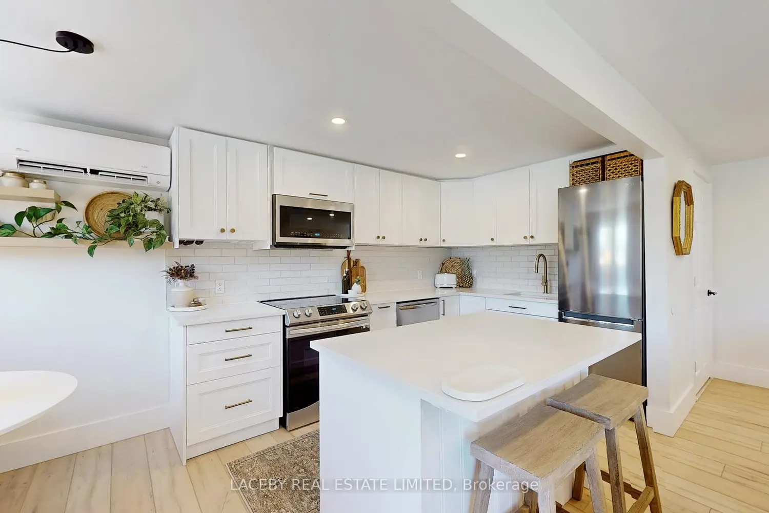 Additional image 3 of 23 Queen Street