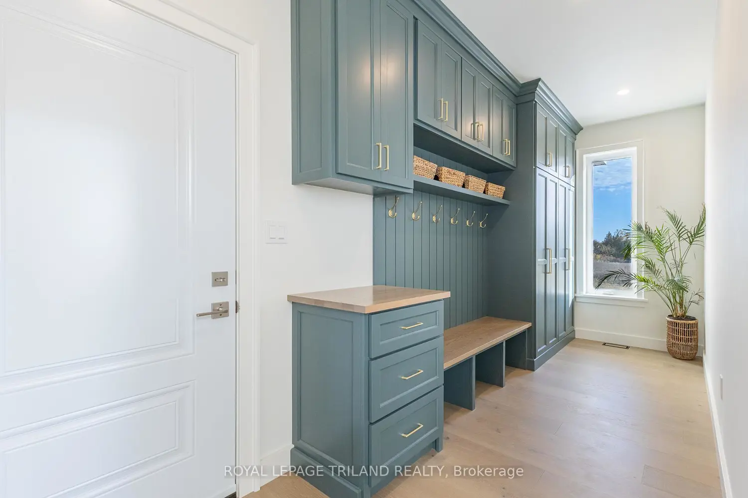 Additional image 12 of 73952 Durand Street