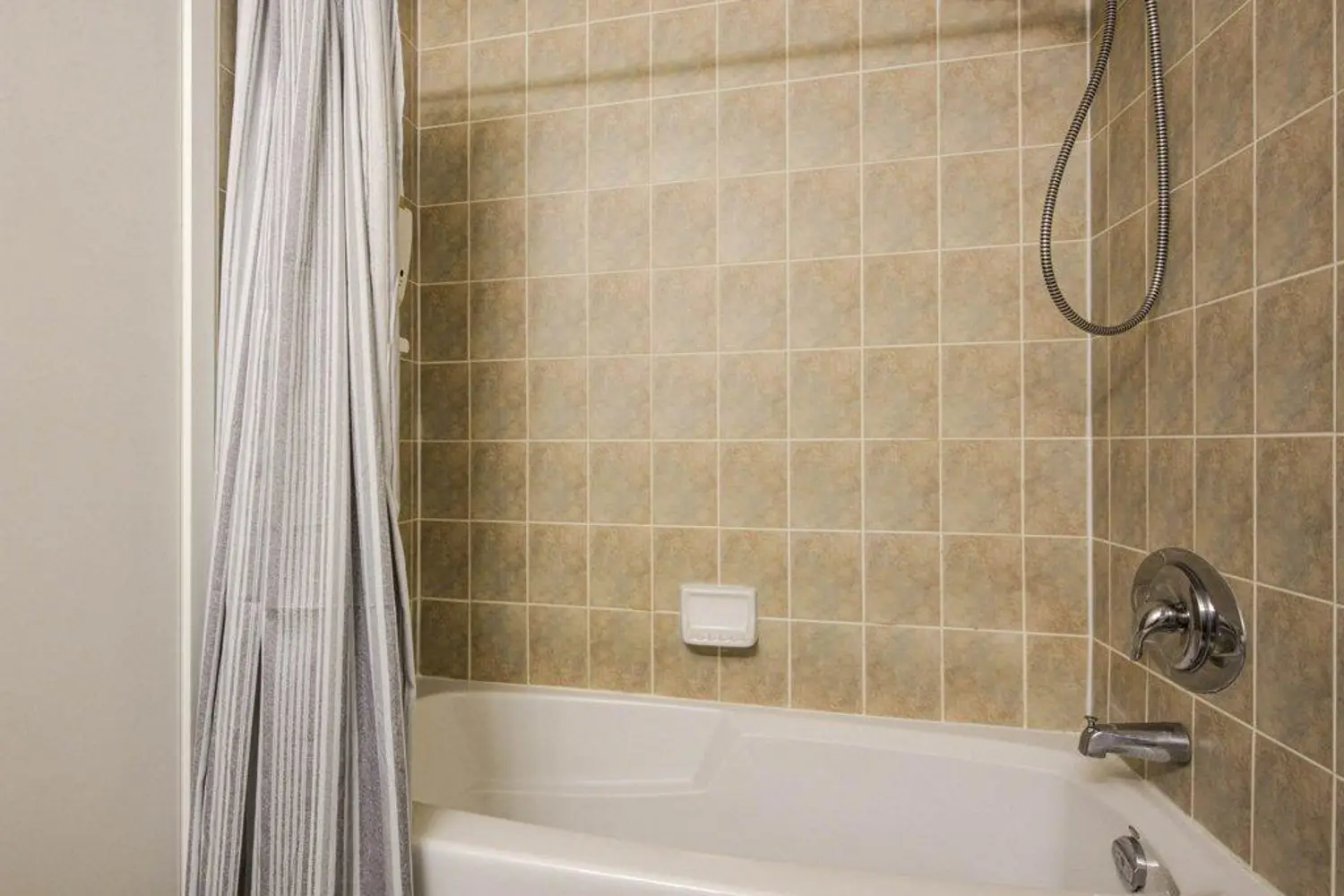 Additional image 15 of 404 King Street 102