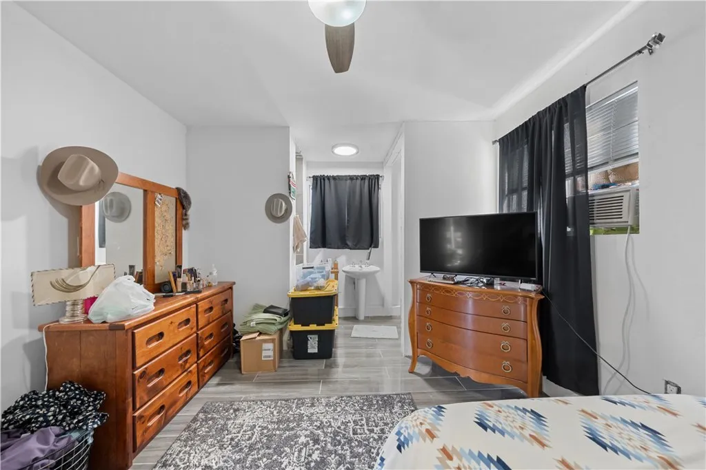 Additional image 34 of 964 E La Verne, Pomona, CA 91767