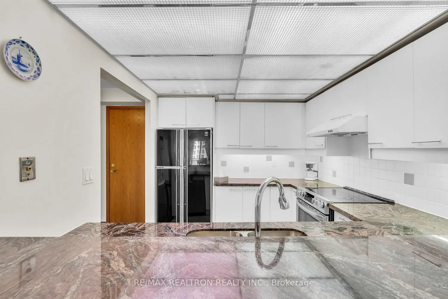 Additional image 3 of 18 Hollywood Avenue 1108