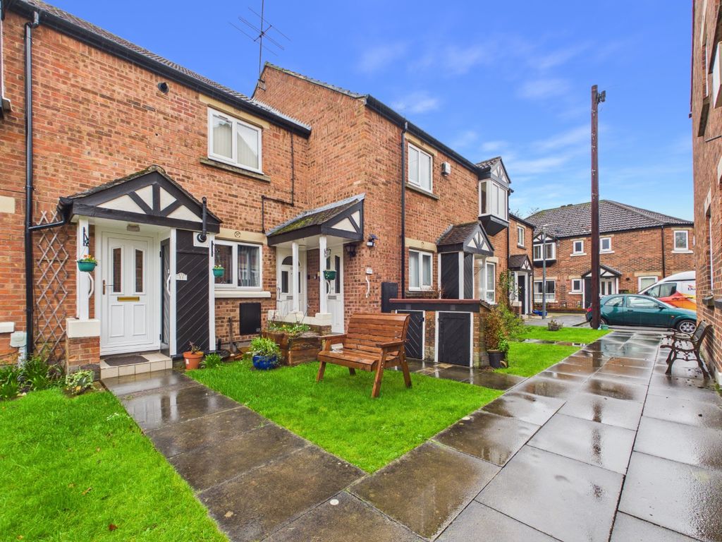 2 bed flat for saleApplegarth Mews, Crescent Street, Cottingham HU16
