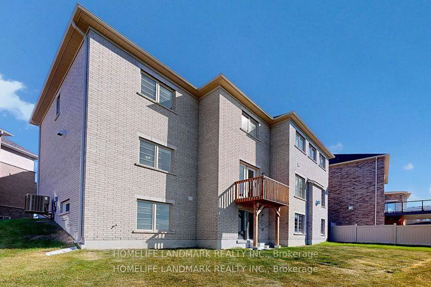 Additional image 18 of 16 Slater Court