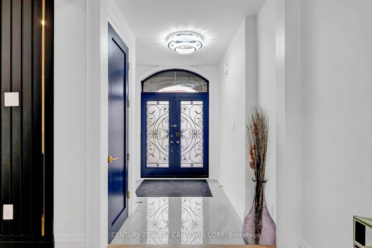 Additional image 2 of 4 Freshspring Drive