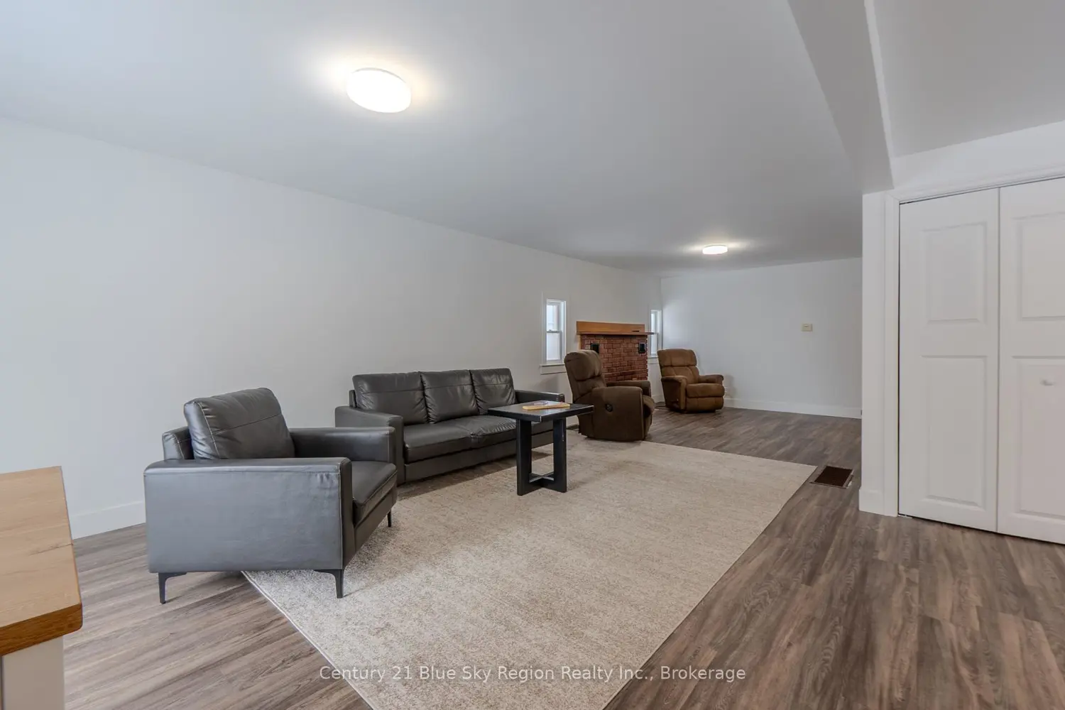 Additional image 13 of 12 Mowat Crescent