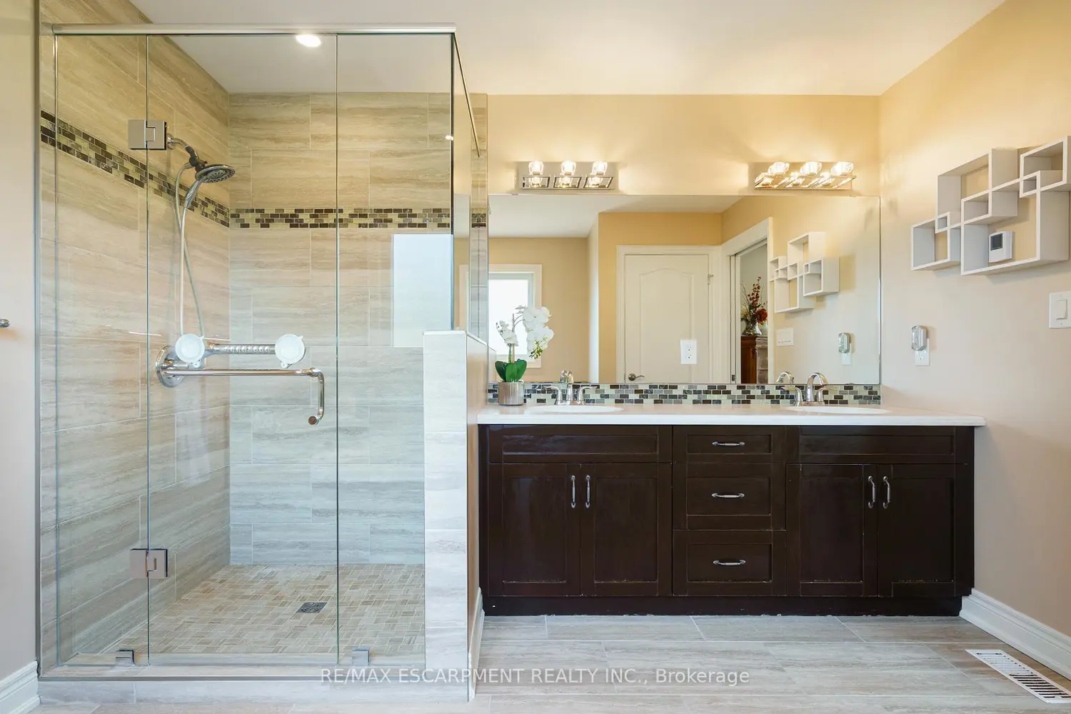 Additional image 12 of 8952 Black Forest Crescent