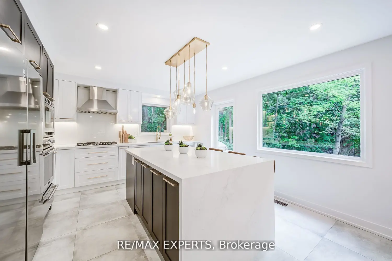 Additional image 10 of 1135 Greenoaks Drive