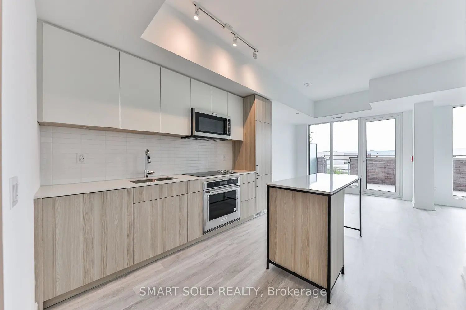 Additional image 6 of 220 Missinnihe Way 114