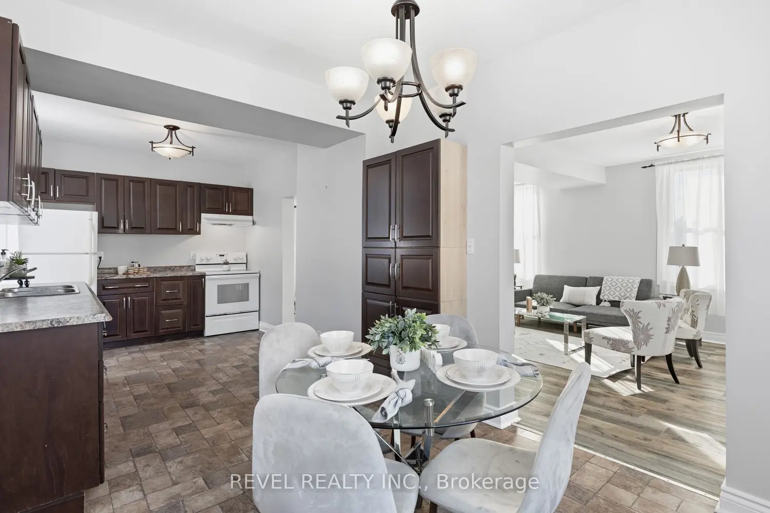 Additional image 7 of 2426 County Road 48