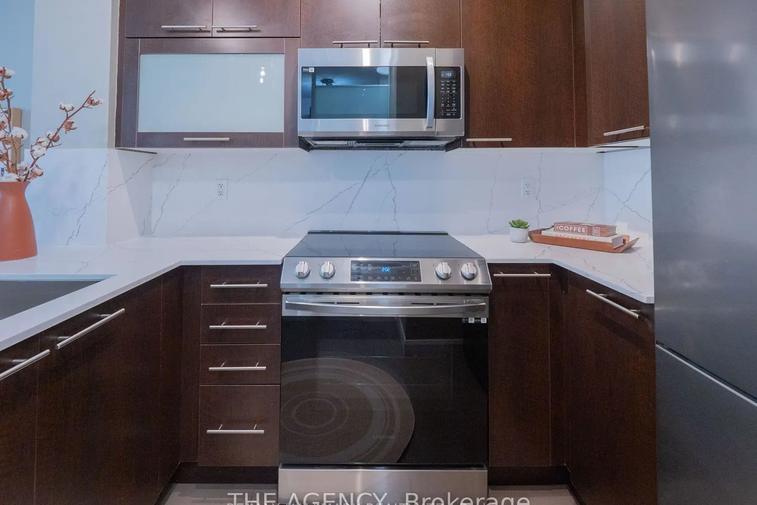 Additional image 7 of 500 Sherbourne Street 507
