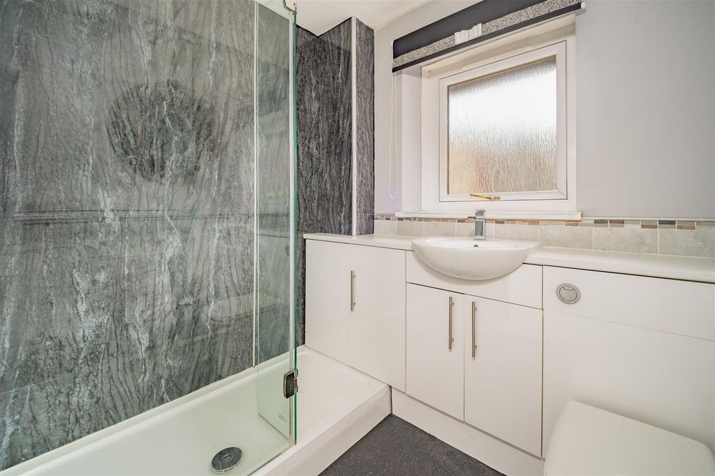 Additional image 6 of 2 bed flat for saleDundonald Court, Dundee DD3