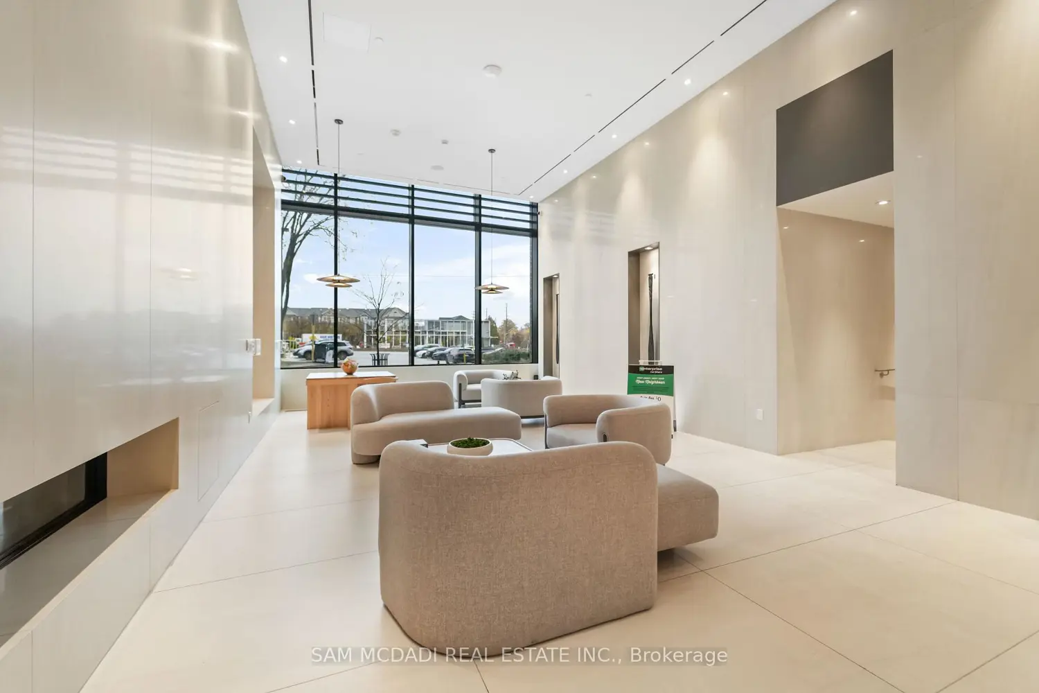 Additional image 16 of 28 Ann Street 813