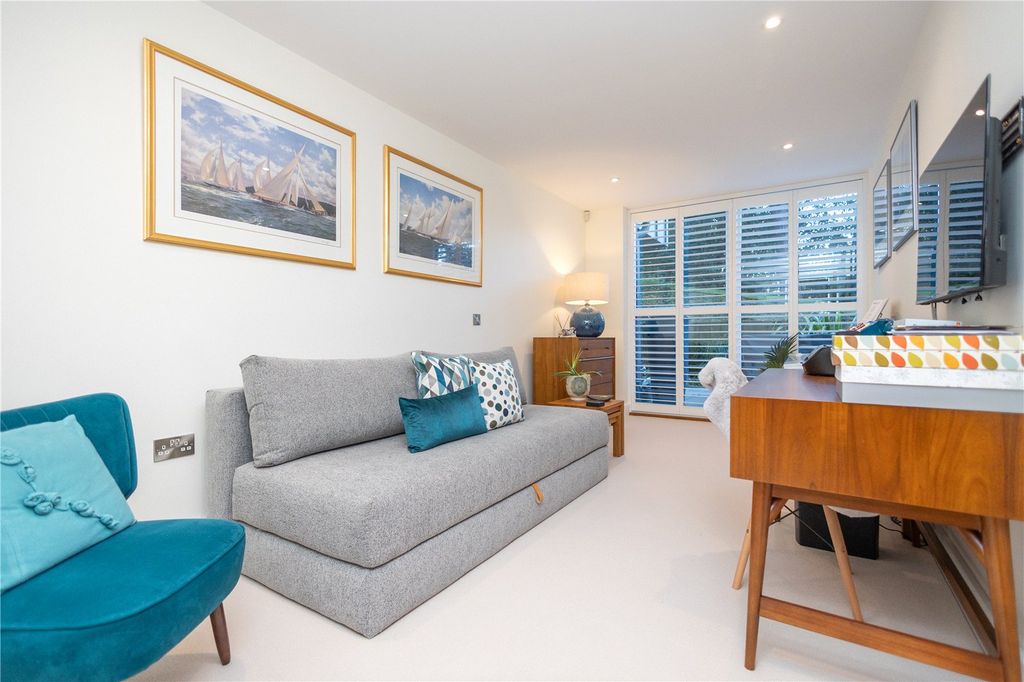 Additional image 19 of 3 bed flat for saleCrosstrees, Lilliput Road, Poole, Dorset BH14