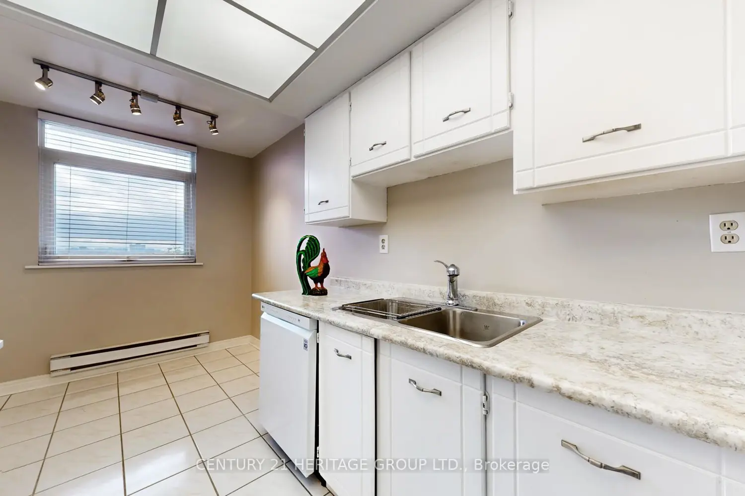 Additional image 8 of 7811 Yonge Street Ph7