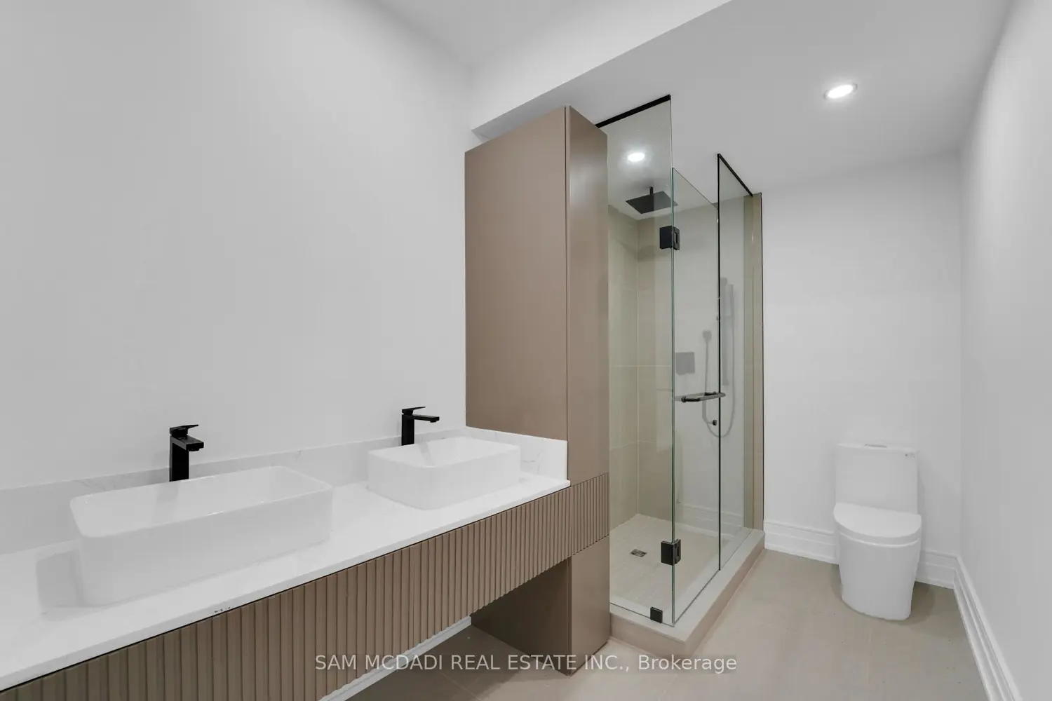 Additional image 15 of 468 Saville Crescent